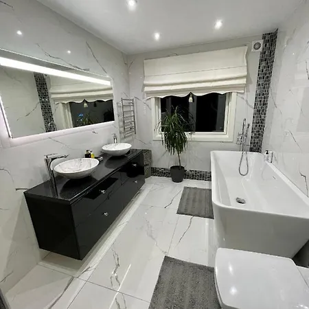 Villa Luxury House With Mini Asker